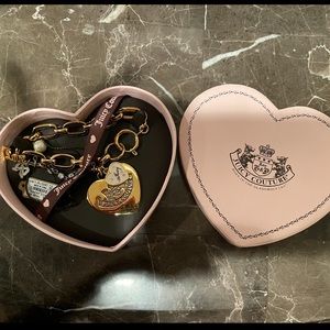 NWT Juicy Couture Gold Charm Bracelet